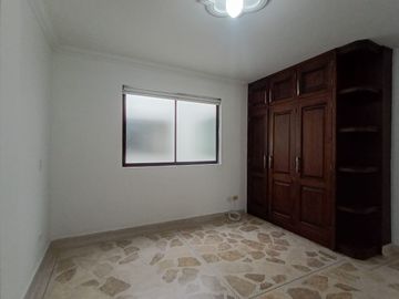 Casa comercial en Arriendo en Santa Monica, La America Medellín