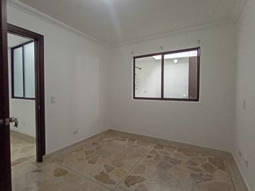Casa comercial en Arriendo en Santa Monica, La America Medellín