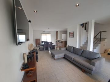 CASA VENTA BURGOS CUERNAVACA