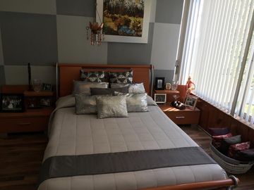 CASA PARA REMODELAR EN VENTA EN LA HERRADURA