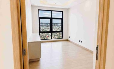 Harvard Suites Penthouse Unit 700 sqm