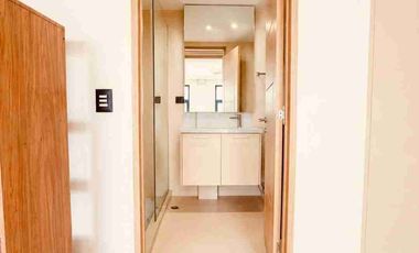 Harvard Suites Penthouse Unit 700 sqm