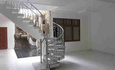 Jual rumah di komplek bulog jatiwarna bekasi
