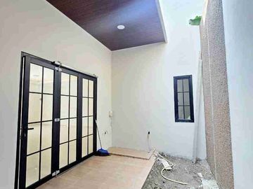 RUMAH BARU DIBANGUN DARI KAVLING DI BUMI PUSPITEK ASRI, PAGEDANGAN, KAB TANGERANG