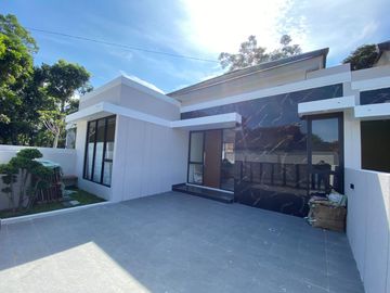 Pilihan Terbaik Rumah Untuk Keluarga! Rumah Strategis Kemana-mana Dekat