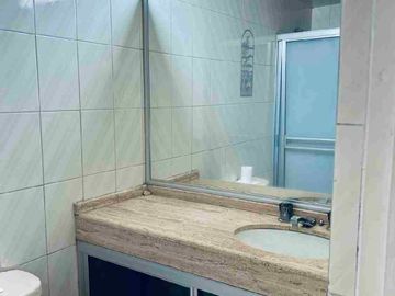 CASA EN VENTA A UNOS PASOS DEL FRACC CAMPESTRE MUY CERCA DEL DORADO Y BLVD RIO SANTIAGO