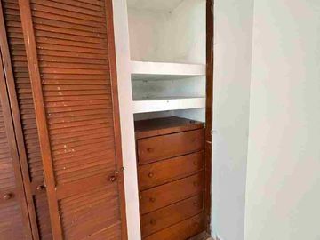 CASA EN VENTA A UNOS PASOS DEL FRACC CAMPESTRE MUY CERCA DEL DORADO Y BLVD RIO SANTIAGO