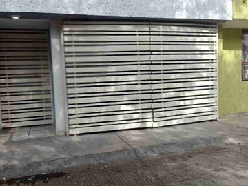 CASA EN VENTA A UNOS PASOS DEL FRACC CAMPESTRE MUY CERCA DEL DORADO Y BLVD RIO SANTIAGO