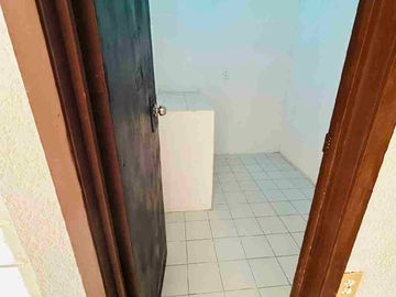 CASA EN VENTA A UNOS PASOS DEL FRACC CAMPESTRE MUY CERCA DEL DORADO Y BLVD RIO SANTIAGO