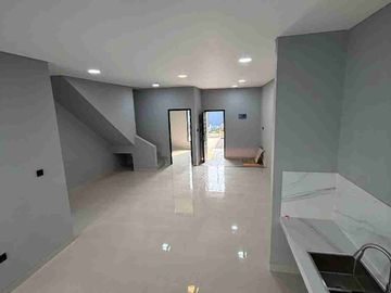 Dijual Rumah Baru 2 Lantai di Banjar Wijaya Tangerang