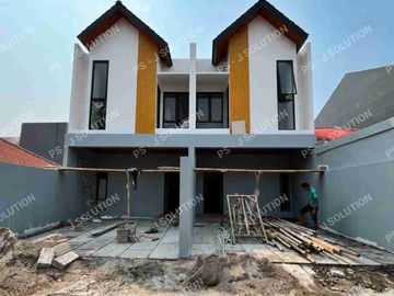 RUMAH DIBELAKANG RS PERSAHABATAN STRATEGIS