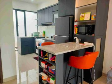 Rumah Attic Cluster Mahakam JGC Jakarta Timur siap huni bisa KPR