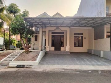 Di sewa rumah 2 lantai di Graha Raya regency Cluster Fedora