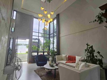 Highland Pointe 2 House with swimming Pool