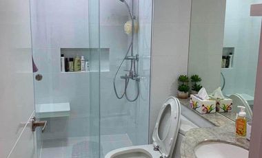 Modern 2 Bedroom Unit for Sale in One Serendra, BGC