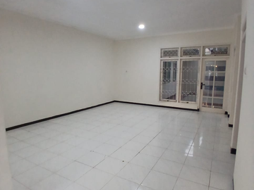 Nirwana Eksekutif Rungkut, Second Terawat