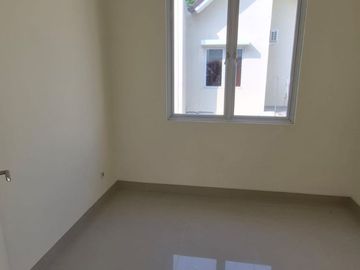 Rumah 2lt 6x15 90m type 3KT Cluster Thames JGC Jakarta Garden City