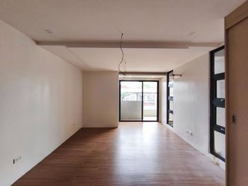 Modern Elegant Townhouse for Sale in Cubao near Araneta Center-MD