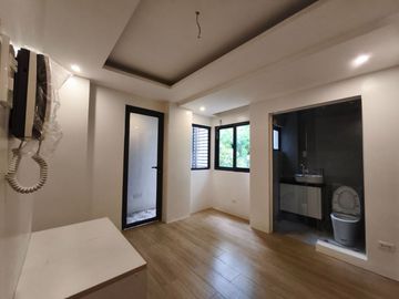 Modern Elegant Townhouse for Sale in Cubao near Araneta Center-MD