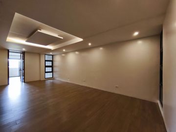 Modern Elegant Townhouse for Sale in Cubao near Araneta Center-MD