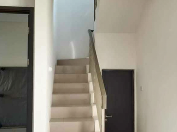 Rumah 2lt 7x15 105m type 3KT Cluster Shinano JGC Jakarta Garden City