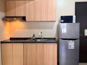 For Rent: 1BR Unit in Avida Turf for 35k per mos!