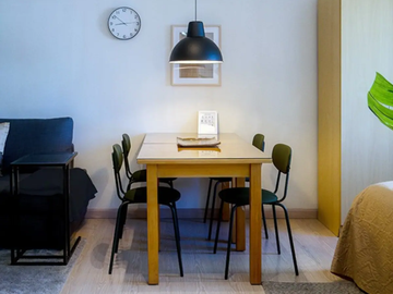 Beautiful Furnished Studio Unit for Sale at BGC, Fort Bonifacio, Taguiig City
