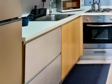 Beautiful Furnished Studio Unit for Sale at BGC, Fort Bonifacio, Taguiig City