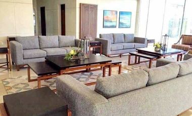 RENT TO OWN condo for SALE inRobinsons Pioneer Axis Residences Mandaluyong Studio unit near , Cybergate 3, Robinsons Pioneer, Ortigas, SM Light