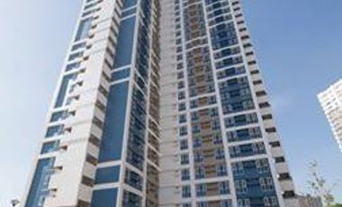 RENT TO OWN condo for SALE inRobinsons Pioneer Axis Residences Mandaluyong Studio unit near , Cybergate 3, Robinsons Pioneer, Ortigas, SM Light