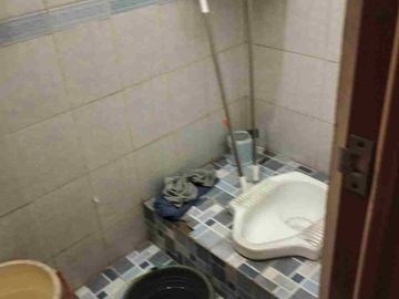 Dijual rumah rapi siap huni Full furnish. Hadap selatan. Bebas banjir