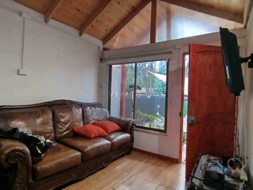 Parcela con 2 cabañas equipadas en Algarrobo Norte
