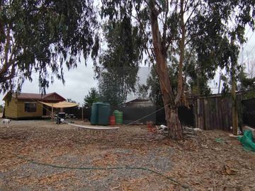 Parcela con 2 cabañas equipadas en Algarrobo Norte