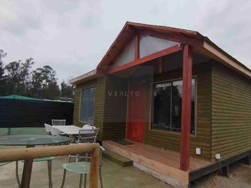Parcela con 2 cabañas equipadas en Algarrobo Norte