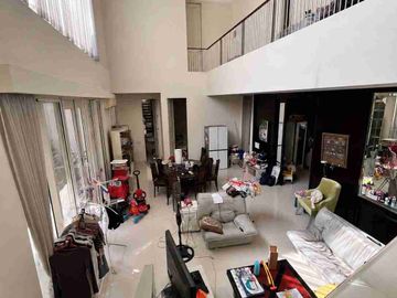 DIJUAL Rumah LA RIZ WOOD Pakuwon Indah