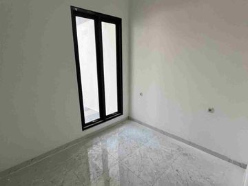 Dijual Rumah Kotak Darmo Harapan indah