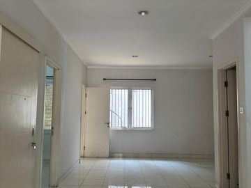 DIJUAL RUMAH BAGUS 2 LANTAI FULL HADAP BARAT DAYA DI AZALEA GADING SERPONG