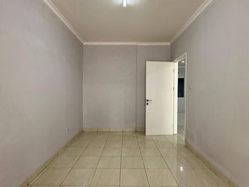 DIJUAL RUMAH BAGUS 2 LANTAI FULL HADAP BARAT DAYA DI AZALEA GADING SERPONG