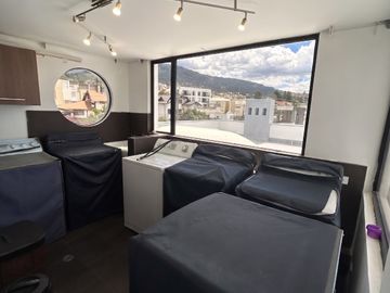 Habitación de arriendo en Cumbaya, cerca a la USFQ