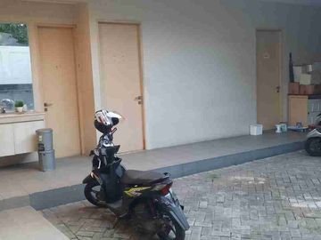 Dijual Ruko 2 Lantai cocok untuk kantor atau usaha, Lokasi di Jatiwaringin