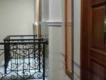 New Rumah  2 Lantai Model Europe Lokasi Cipinang muara jakarta timur