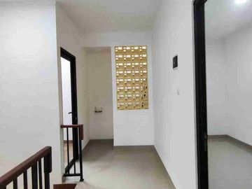 dijual hunian cantik dan bagus berlokasi sangat strategis DM14