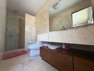 SE VENDE CASA EN PEDREGAL FASE I