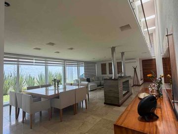 SE VENDE CASA EN PEDREGAL FASE I