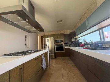 SE VENDE CASA EN PEDREGAL FASE I
