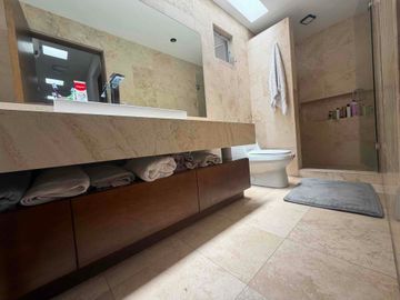 SE VENDE CASA EN PEDREGAL FASE I