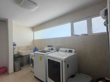 SE VENDE CASA EN PEDREGAL FASE I