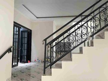 rumah 2 lt DP all in 5 juta di cibubur jakarta timur