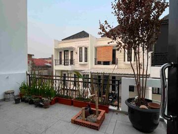 rumah 2 lt DP all in 5 juta di cibubur jakarta timur