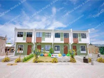 Provision 2bedrooms with own parking area , Duplex Unit
